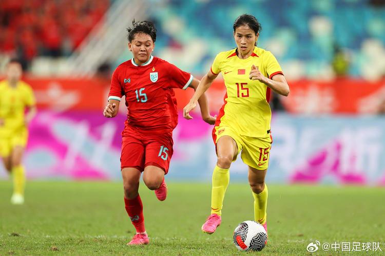 中国队女足球直播现场