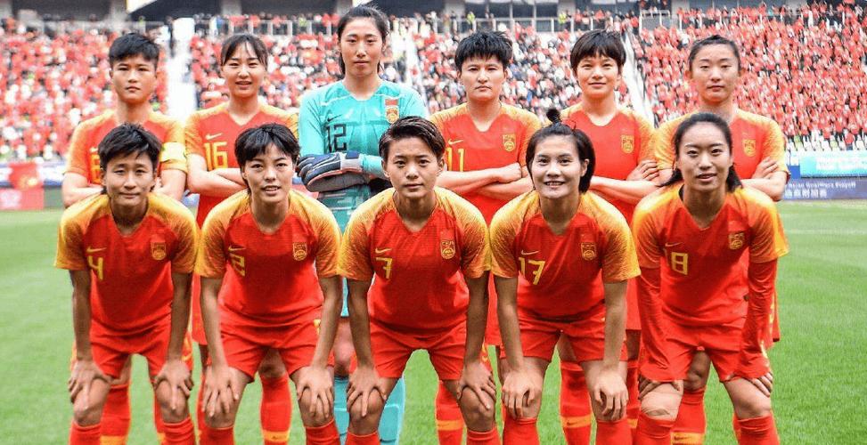 女足中国vs英格兰阵型