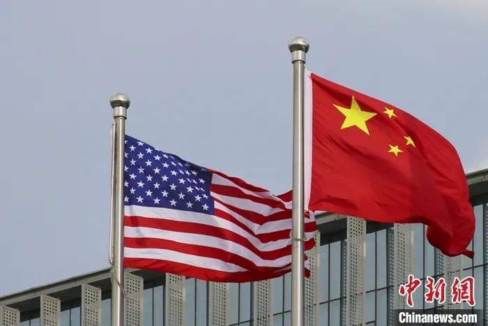 美国对待国旗vs中国对待国旗