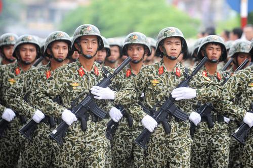 越南阅兵和中国阅兵的对比