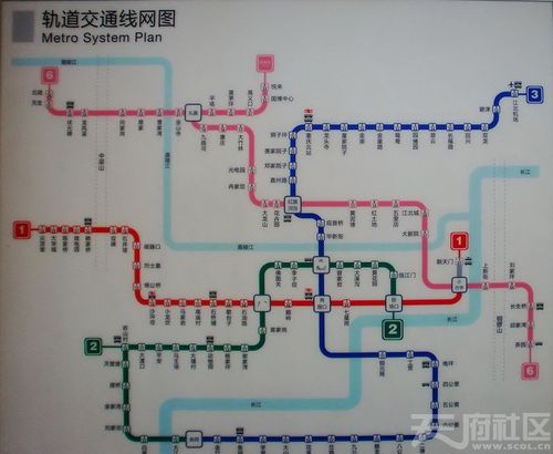 重庆地铁轨道与成都不一样