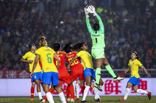 2019军运会足球中国vs巴西