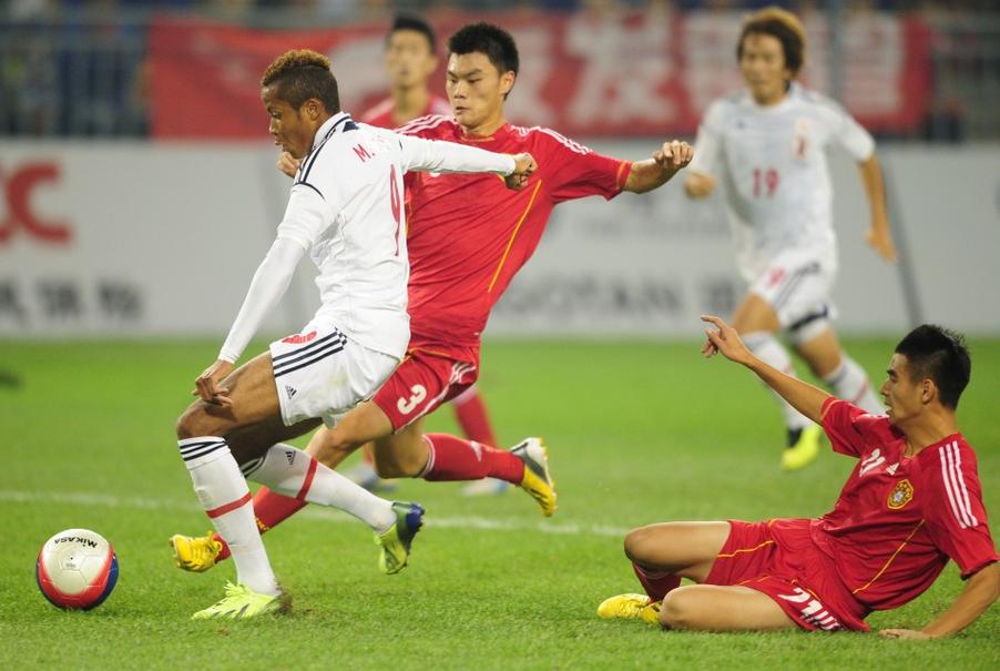 中国vs日本男足亚运会的相关图片