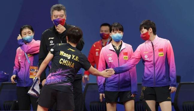 日本乒乓球队vs法国球队的相关图片